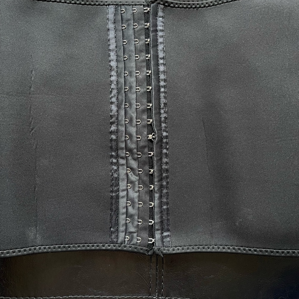 Black Waist Trainer